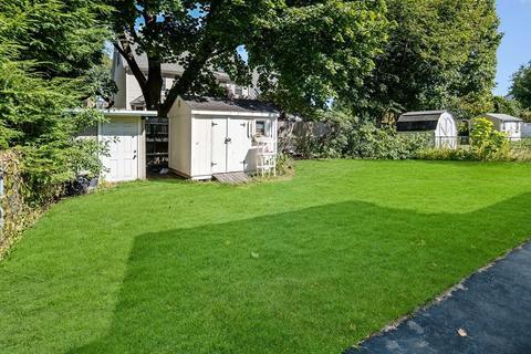 16 Mills Rd, Needham, MA 02494 photo 14