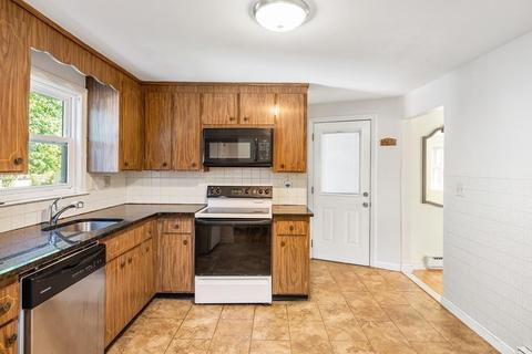 16 Mills Rd, Needham, MA 02494 photo 6