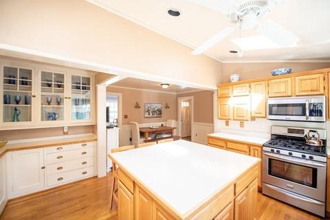 8 Channing Rd, Dedham, MA 02026 photo 6