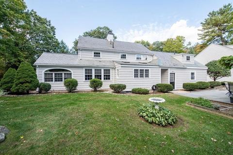 8 Channing Rd, Dedham, MA 02026 photo 2