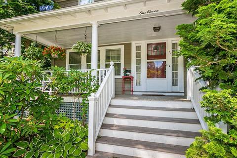 111 Newell Ave, Needham, MA 02492 photo 1