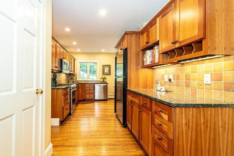 111 Newell Ave, Needham, MA 02492 photo 8