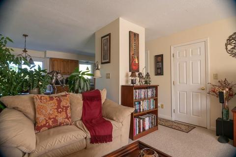 200 Lambert #38, Chicopee, MA 01020 photo 7