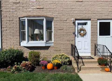 200 Lambert #38, Chicopee, MA 01020 photo 2
