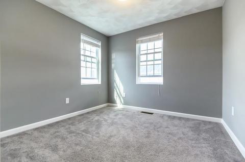 25 Ecklund Dr, Lowell, MA 01852 photo 15