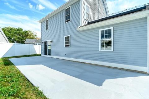 25 Ecklund Dr, Lowell, MA 01852 photo 19
