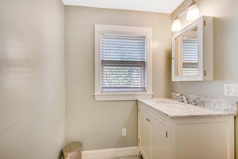 31 Harvard St, Dedham, MA 02026 photo 13