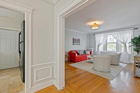 30 Summit Ave #2, Brookline, MA 02446 photo 4