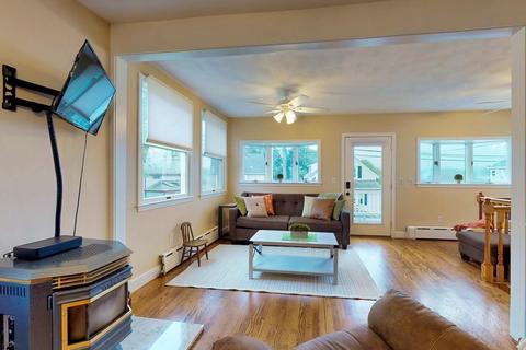 5 Marsh Ave, Beverly, MA 01915 photo 13