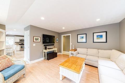 12 Bearse Rd, Mashpee, MA 02649 photo 10