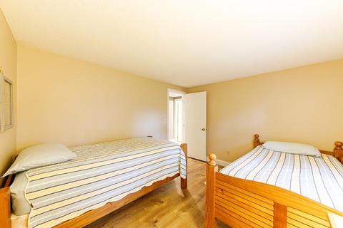 12 Bearse Rd, Mashpee, MA 02649 photo 21