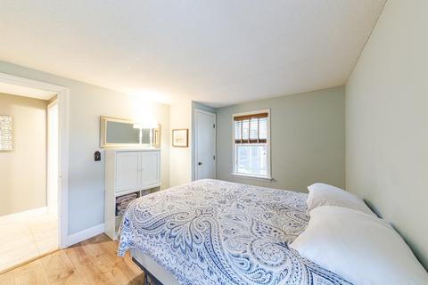 12 Bearse Rd, Mashpee, MA 02649 photo 23