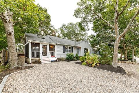 12 Bearse Rd, Mashpee, MA 02649 photo 3