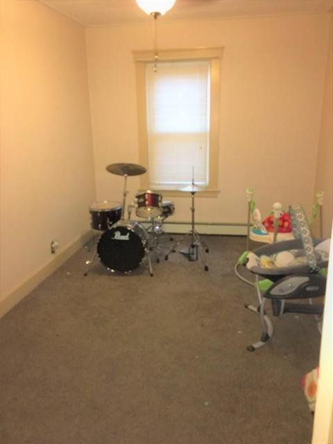 105 Monadnock St, Gardner, MA 01440 photo 6