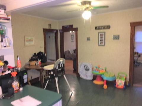 105 Monadnock St, Gardner, MA 01440 photo 5