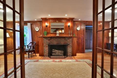 119 Walnut St, Reading, MA 01867 photo 6