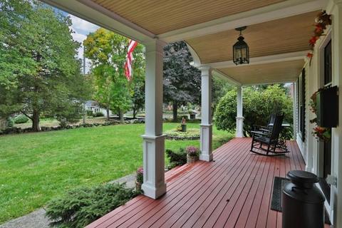 119 Walnut St, Reading, MA 01867 photo 4