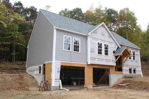 10 Bray Ave, Ashburnham, MA 01430 photo 4