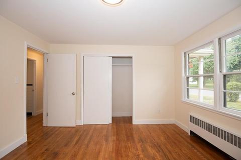 16 Dixfield Rd, Worcester, MA 01606 photo 24