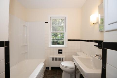 16 Dixfield Rd, Worcester, MA 01606 photo 32
