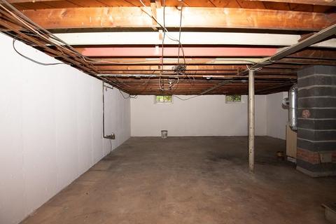 16 Dixfield Rd, Worcester, MA 01606 photo 37