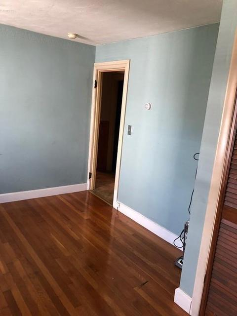527 Burncoat St, Worcester, MA 01606 photo 14