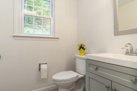 18 Pond St, Dover, MA 02030 photo 11
