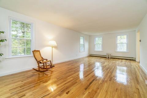 18 Pond St, Dover, MA 02030 photo 3