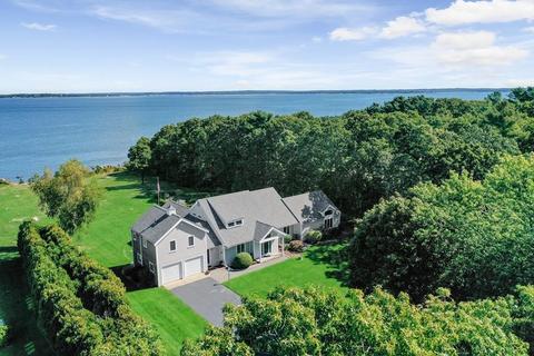 69 Piney Point Rd, Marion, MA 02738 photo 1