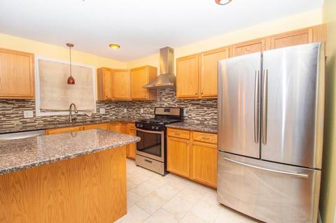 217 Cabinet St, Springfield, MA 01129 photo 7