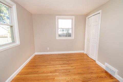 26 Georgetown St, Springfield, MA 01104 photo 11