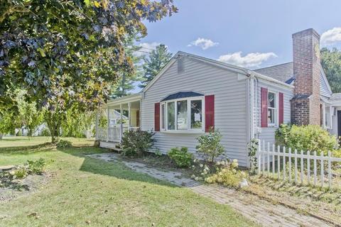 99 Willowbrook Dr, Springfield, MA 01129 photo 2