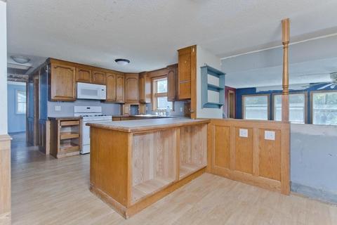 99 Willowbrook Dr, Springfield, MA 01129 photo 9