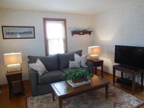 144 Blanan Dr, Chicopee, MA 01020 photo 2