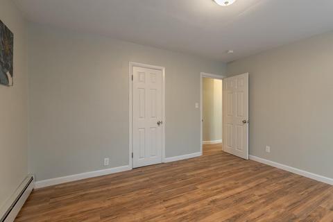 8 Sherbrook Ave, Worcester, MA 01604 photo 23