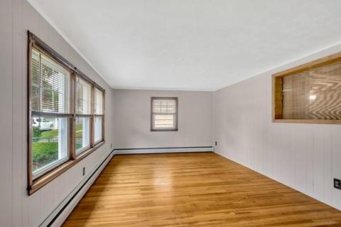 21 Nancy Dr, Webster, MA 01570 photo 5