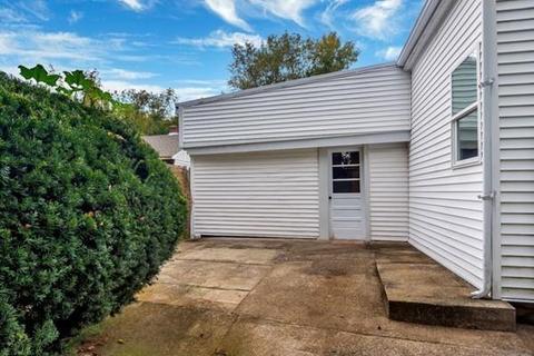21 Nancy Dr, Webster, MA 01570 photo 25