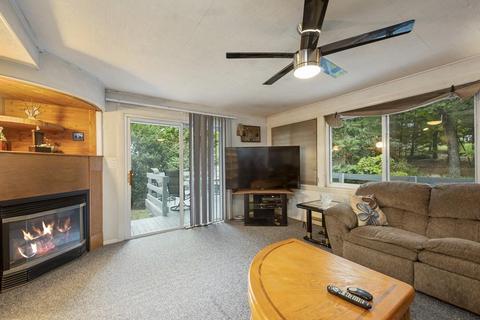 15 George Rd, Maynard, MA 01754 photo 4