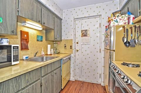 80 Walnut St #211, Canton, MA 02021 photo 8