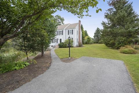 19 Tobin Dr, Maynard, MA 01754 photo 2