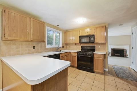 19 Tobin Dr, Maynard, MA 01754 photo 8