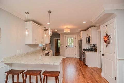 123 Haverhill Rd, Amesbury, MA 01913 photo 4