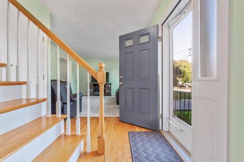 10 Andrews St, Danvers, MA 01923 photo 4