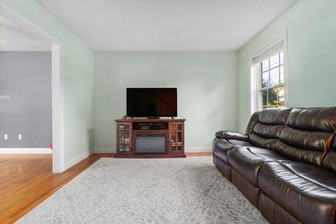 10 Andrews St, Danvers, MA 01923 photo 16