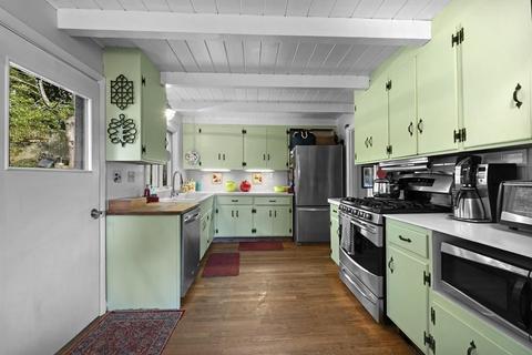 79 Overlook Rd, Marblehead, MA 01945 photo 12