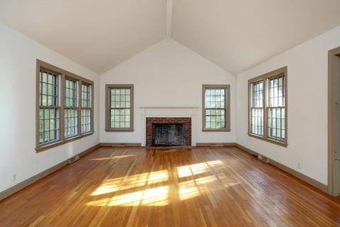 21 Lowell Rd, Cotuit, MA 02635 photo 5