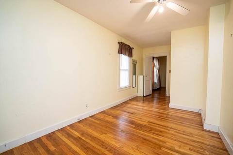 173 Phoenix Ter, Springfield, MA 01104 photo 12