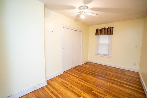 173 Phoenix Ter, Springfield, MA 01104 photo 11