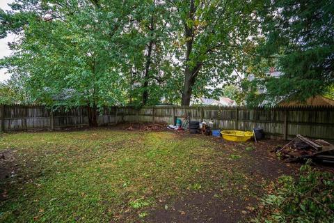 173 Phoenix Ter, Springfield, MA 01104 photo 22