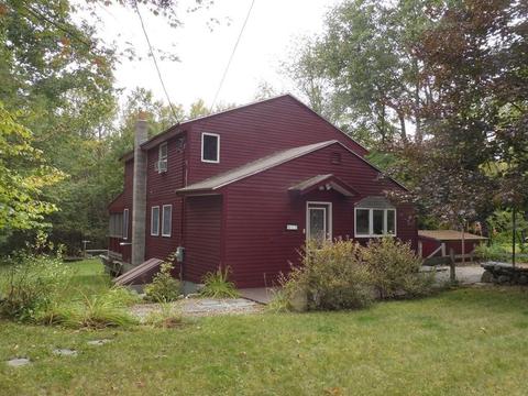 13 Laurel Dr, Ashburnham, MA 01430 photo 2